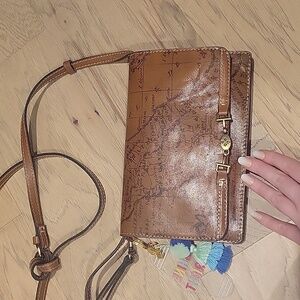 Like new! Patricia nash map crossbody